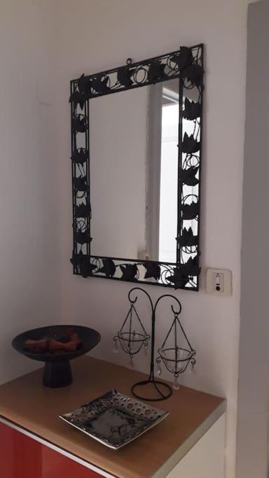 Bel Appartement Au Coeur De La Cite Medievale Sommières Buitenkant foto